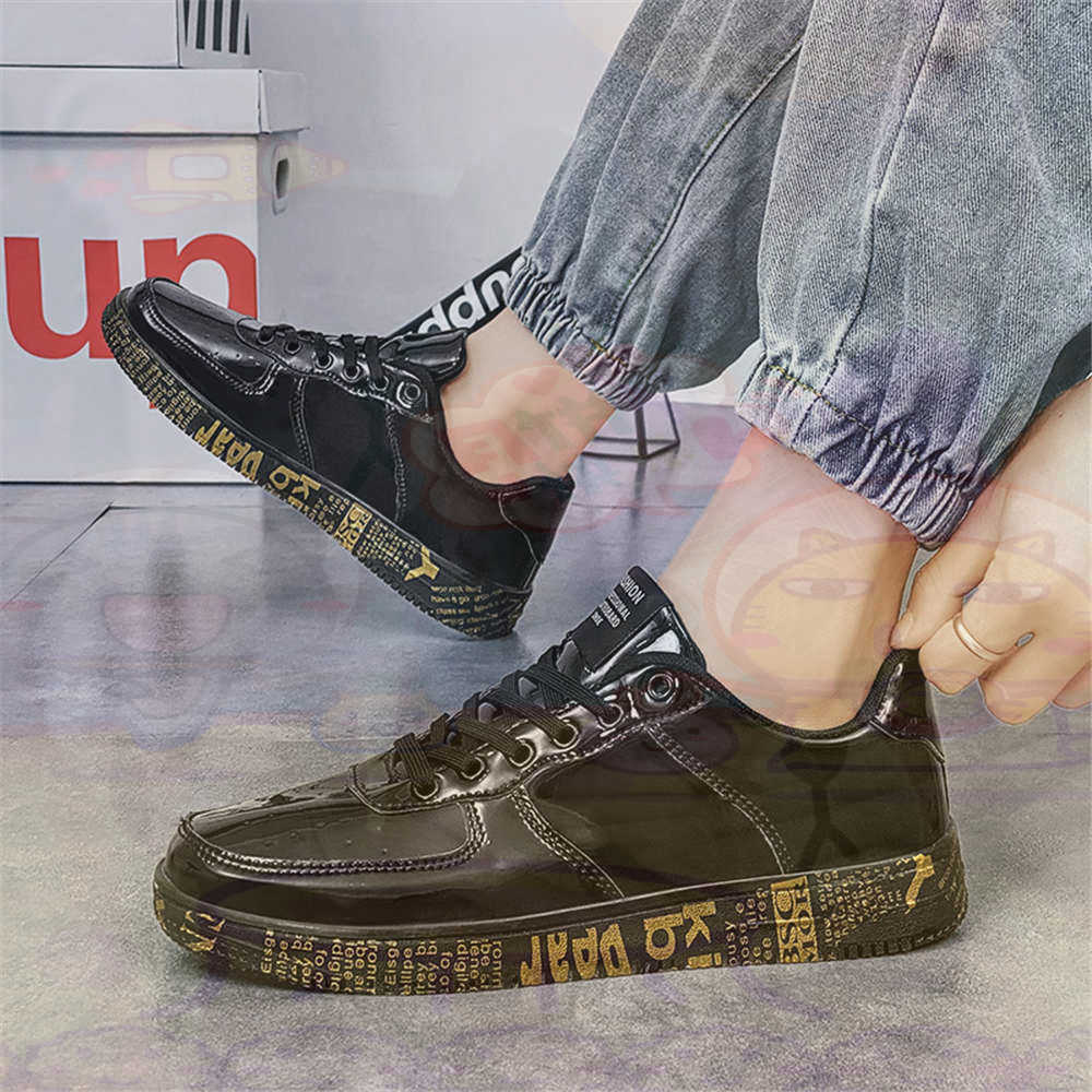 Zapatillas de deporte redondas - Mens Fashion In 40S reseña y precio